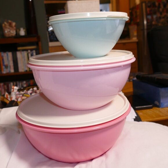 TUPPERWARE WONDERLIER BOWL SET 4-PIECES - Picture 8 of 14